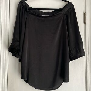 Jennifer Lopez Black Bell Sleeve Top L